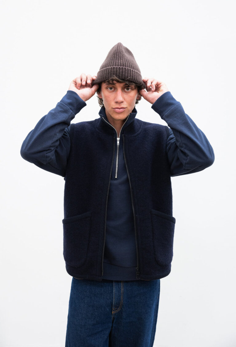 veste sans manche rivo marine cabane laine bouillie haut de gamme 100% Laine bouillie fabriquée en France - Veste sans manche RIVO Navy – XL